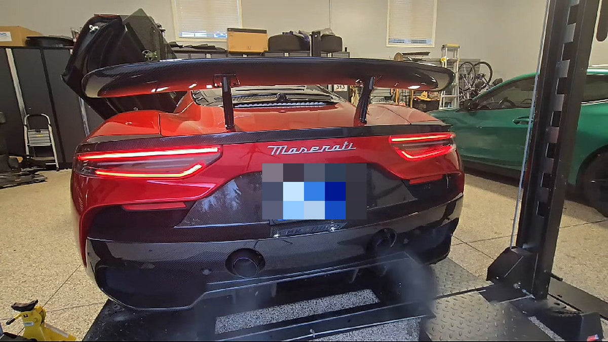 Maserati MC20 with HMD titanium axle-back